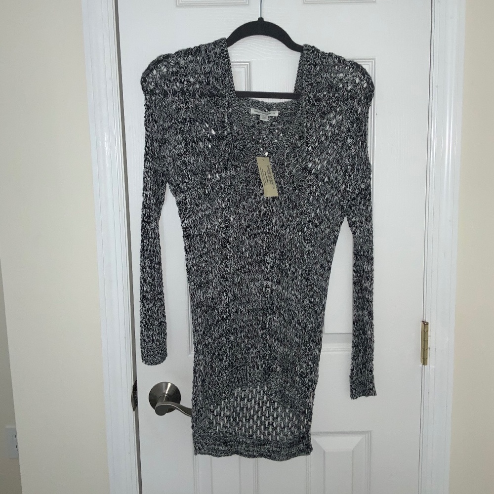 XS American Eagle Black and White Sweater